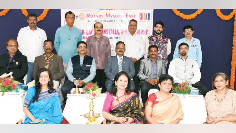 Installation of Rotary Mysore East team