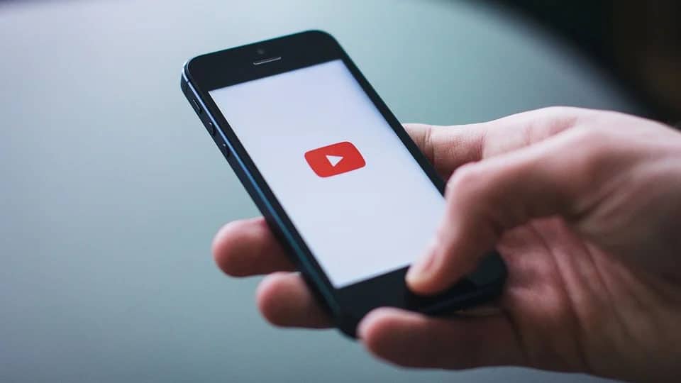 7 YouTube Features That Will Help You Get More Views