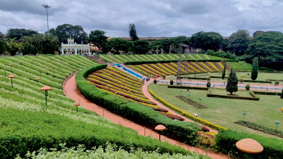 Brindavan Gardens beckon tourists