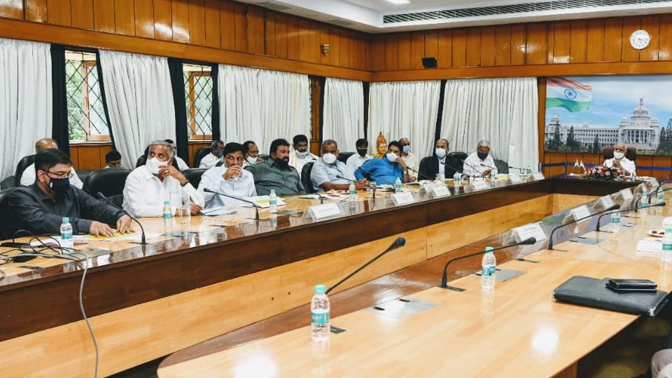 Ahead of Assembly session…: CM holds meeting with Cabinet colleagues