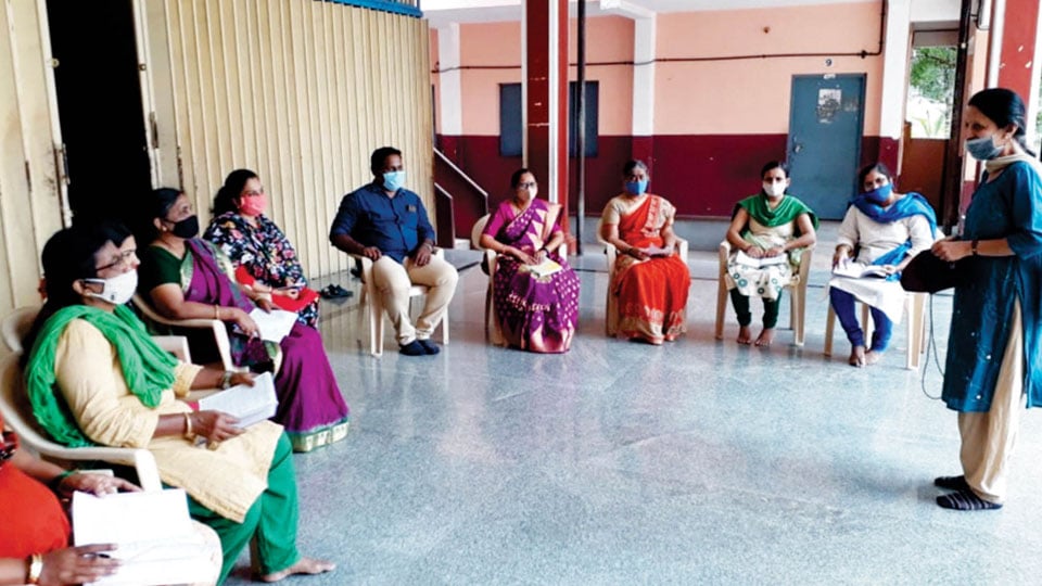 Four-day English workshop held at Chinmaya Vidyalaya