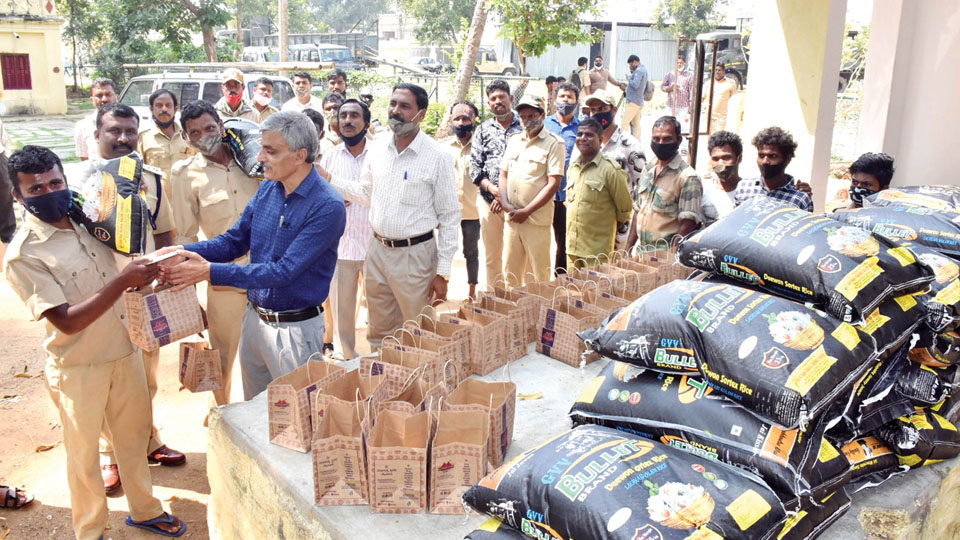 Incentive, groceries, gifts distributed to Mahouts, Kavadis