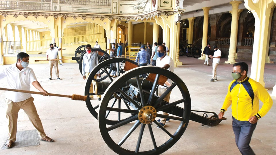 Dry cannon drill begins at Palace