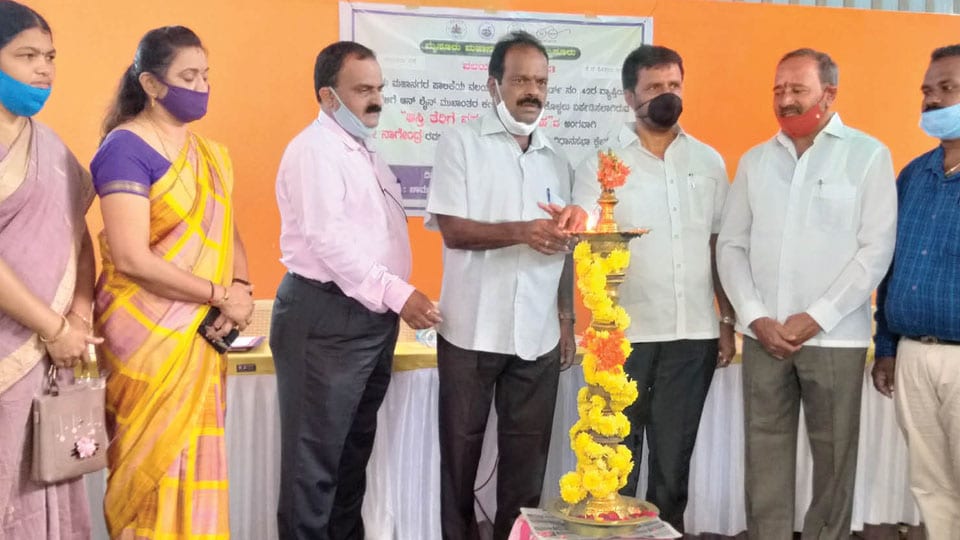 MLA Nagendra launches MCC’s Tax Collection Drive at K.G. Koppal