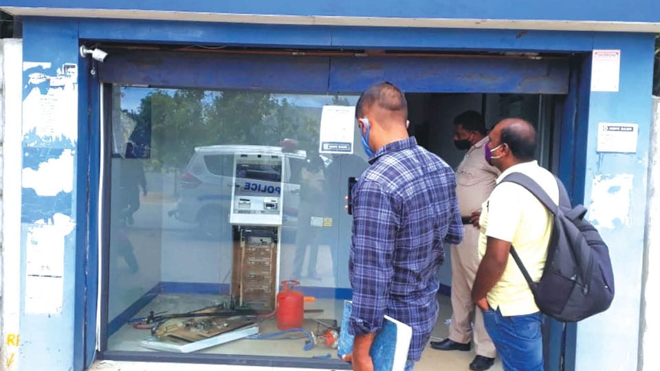ATM Heist at Vijayanagar: Two inter-State robbers arrested, Rs. 2.5 lakh cash recovered