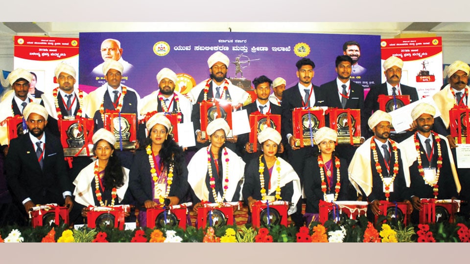 ‘Ekalavya’, ‘Kreeda Ratna’ and ‘Kreeda Poshaka’ awards conferred