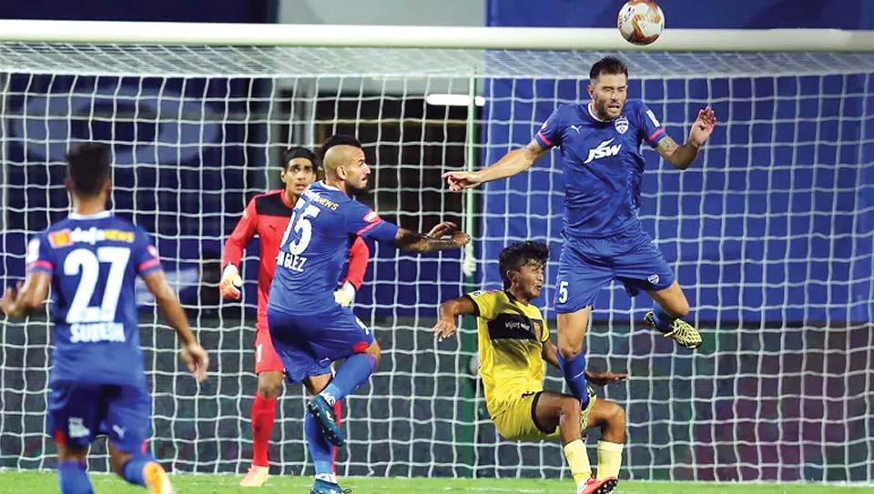 Hyderabad and Bengaluru share the points after goalless draw