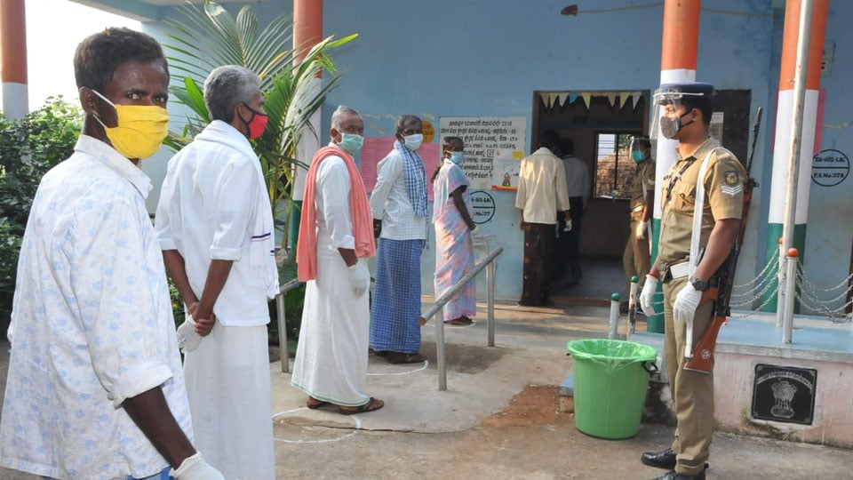 Moderate start for polling in Sira, R.R. Nagar by-elections