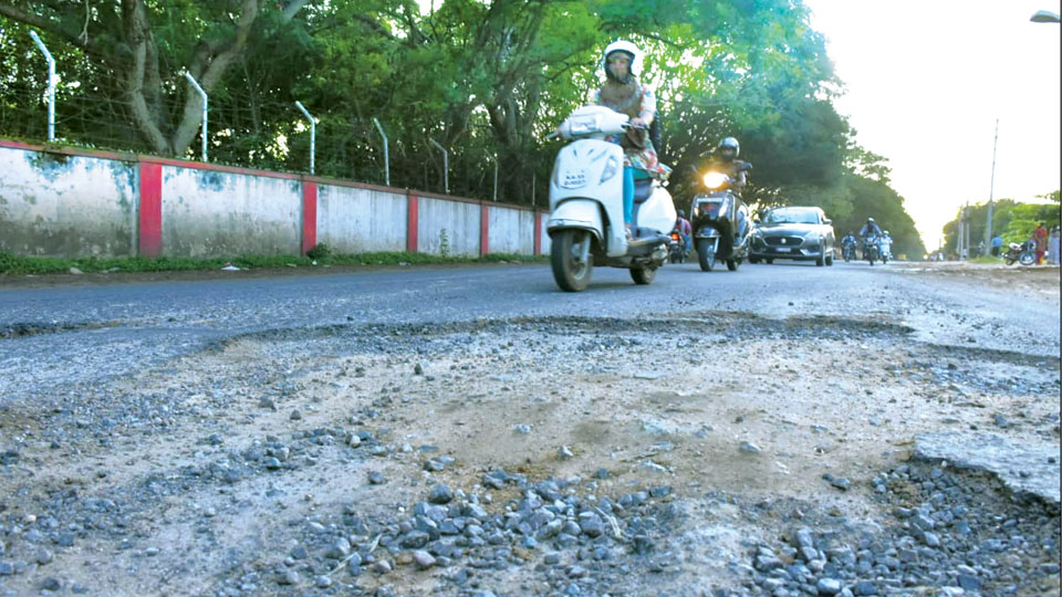 Road cuttings, huge craters endanger lives of motorists