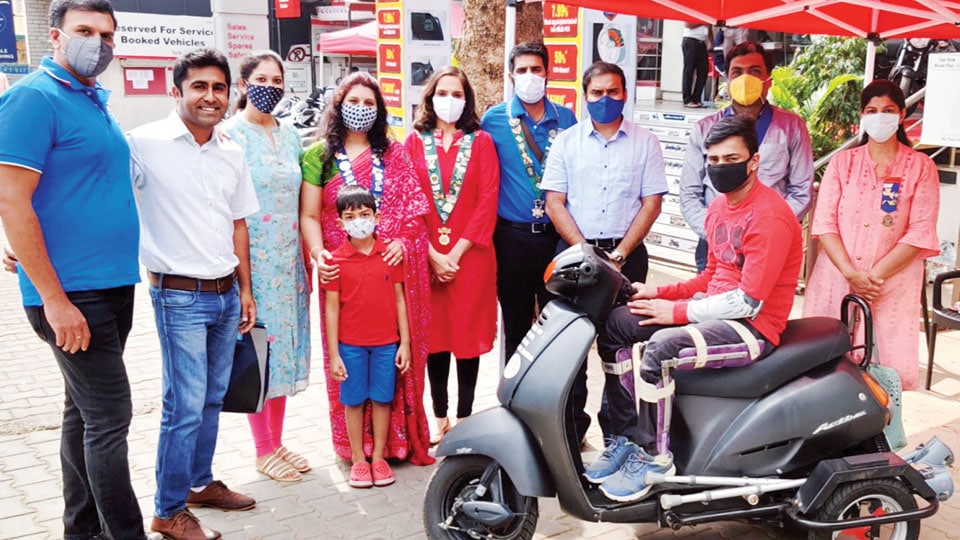 Mysore Elite Ladies Circle -141 takes up charity works