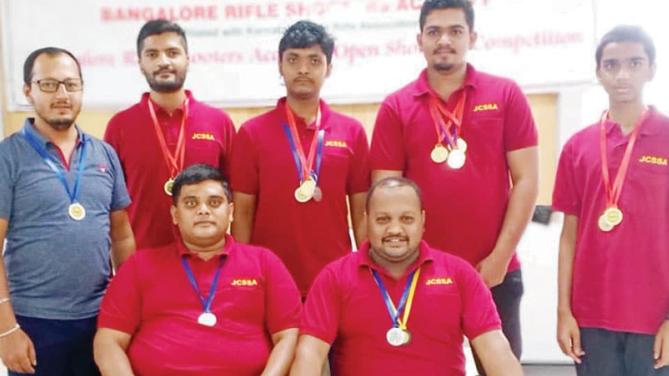 Bag medals in Shooting Championship
