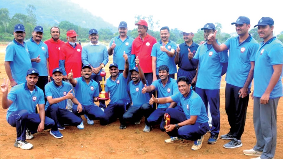 Police XI wins friendly cricket match against Journalists XI