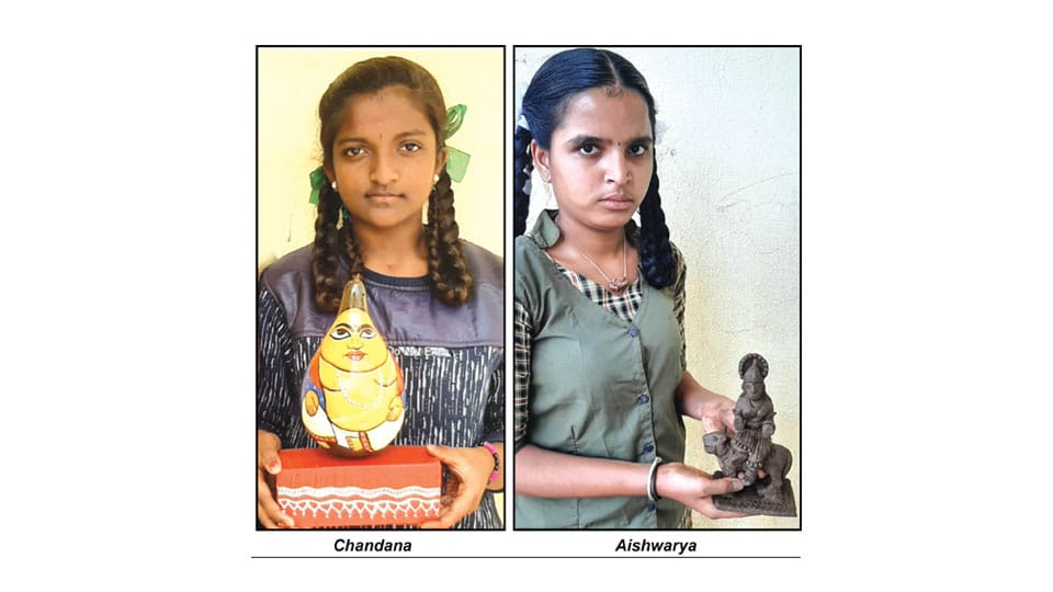 Two students from H.D. Kote selected for National-level Kalotsava