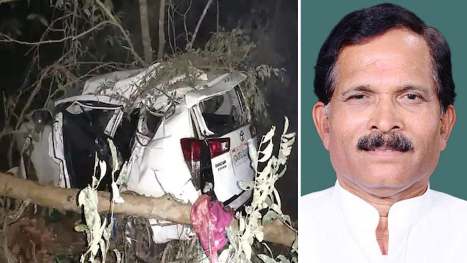 Union Minister Shripad Naik injured; wife, Personal Secretary killed in accident