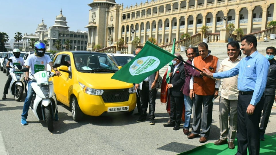 e-vehicles to replace 50 percent of petrol-diesel Govt. vehicles in 2-3 years: Dr. Ashwathnarayan