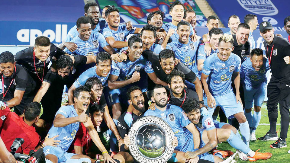 Hero Indian Super League 2020-21L: Mumbai City clinches League Winners Shield after beating ATKMB
