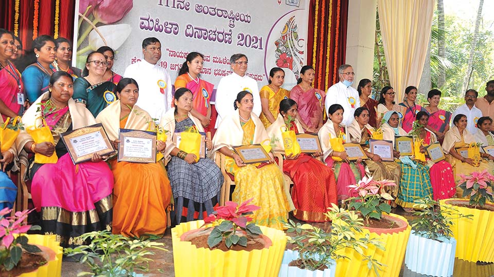 Women Gram Panchayat members feted