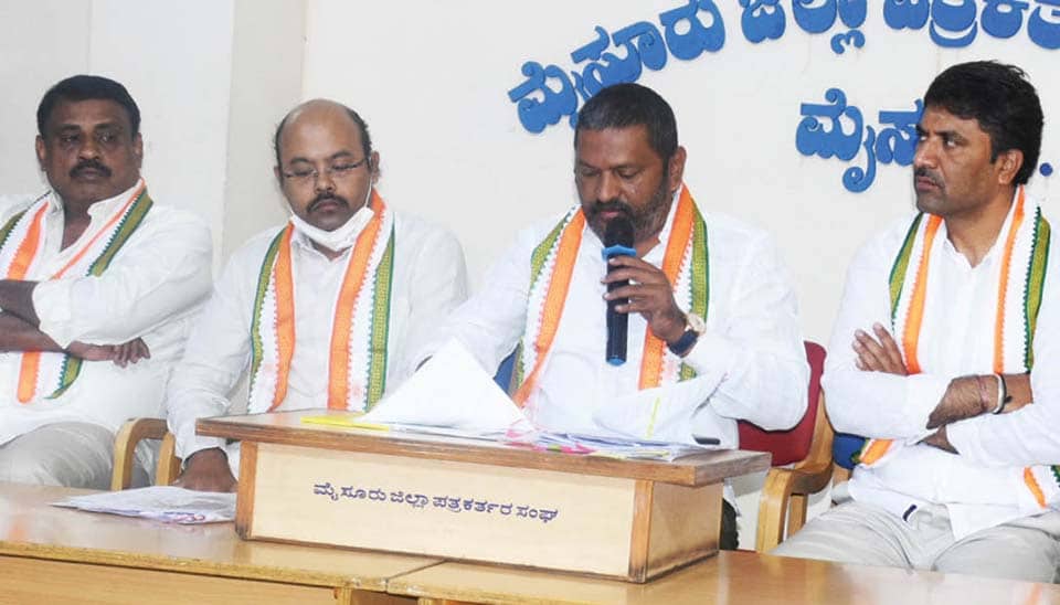 Congress Legislators lash out at BSY for not sanctioning any funds