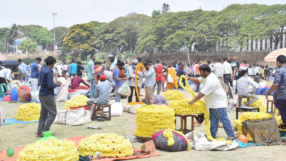 Flower vendors cry foul over lack of facilities at J.K. Grounds
