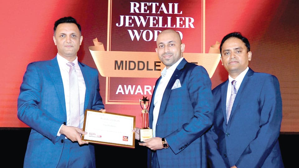 Wins Retail Jeweller World 2021 – Middle East Award