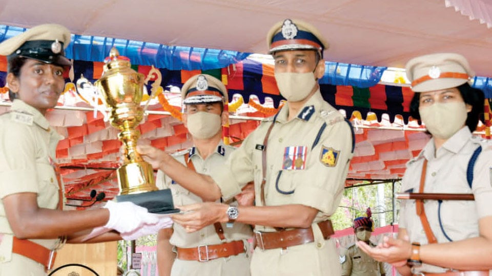 DGP asks Police personnel to develop helping attitude along with efficiency