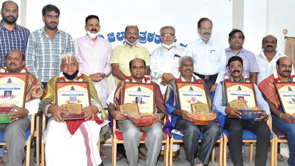 Vasudeva Maharaj Sadbhavana Award conferred on six achievers