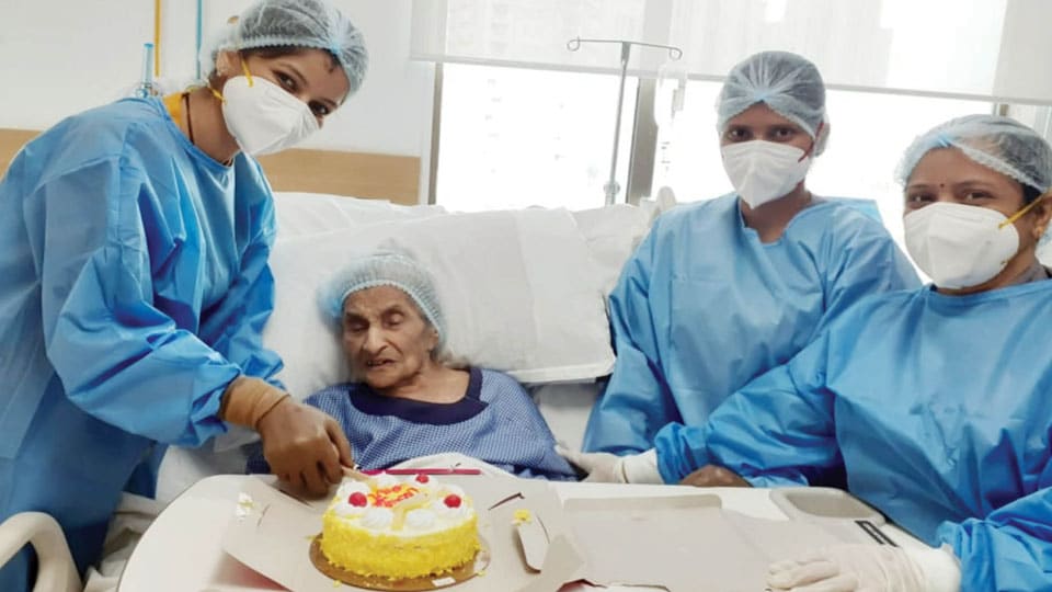 102-year-old vaccinated woman from Mumbai tests positive and recovers