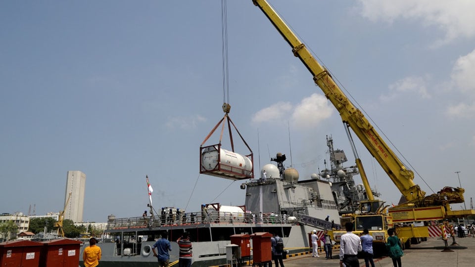 Ship carrying 40 MT medical oxygen reaches Mangaluru
