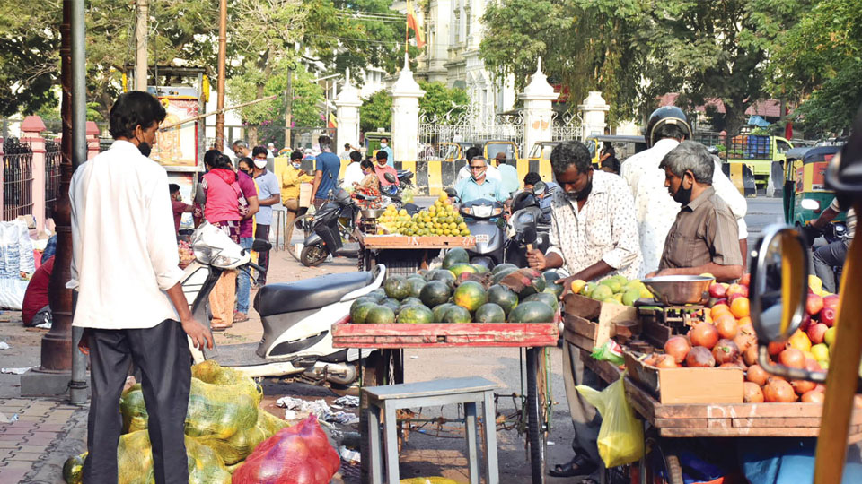 With markets shut, vendors take to streets