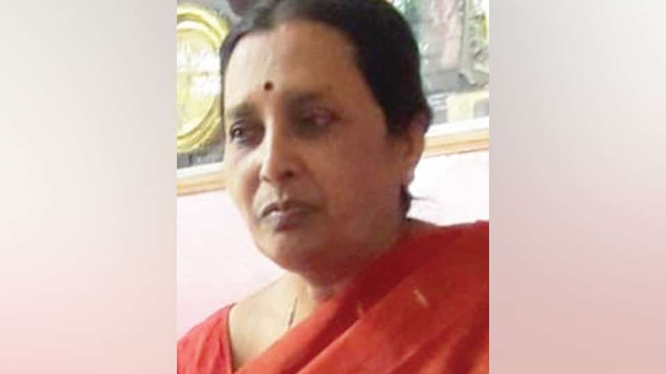 Women activist Kumudavalli dies in road accident