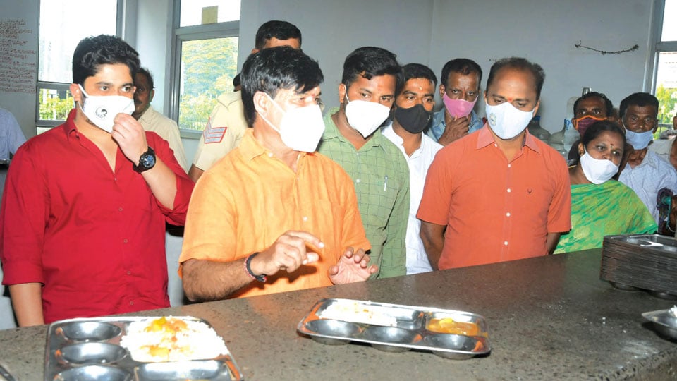 MLA exposes irregularities in Indira Canteens