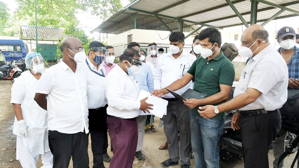 MP inspects DRDO Oxygen Plant site in K.R. Hospital premises