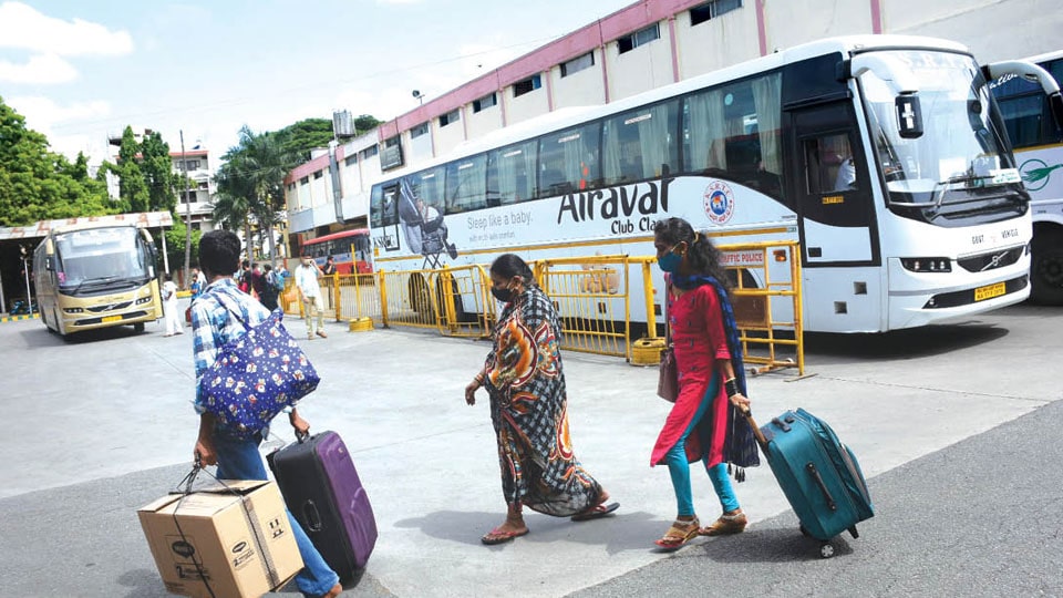 Bus services between Karnataka & Kerala resumes