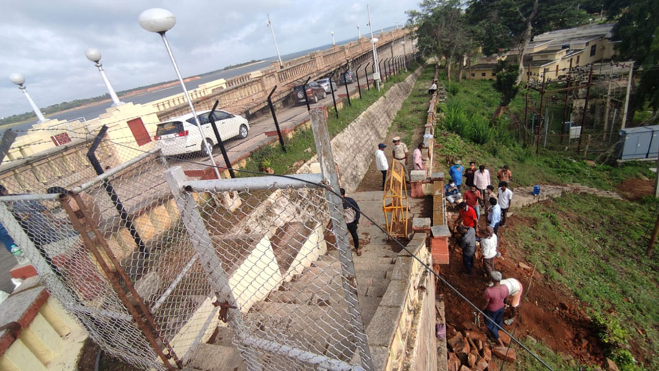 Minor wall collapse at KRS Reservoir