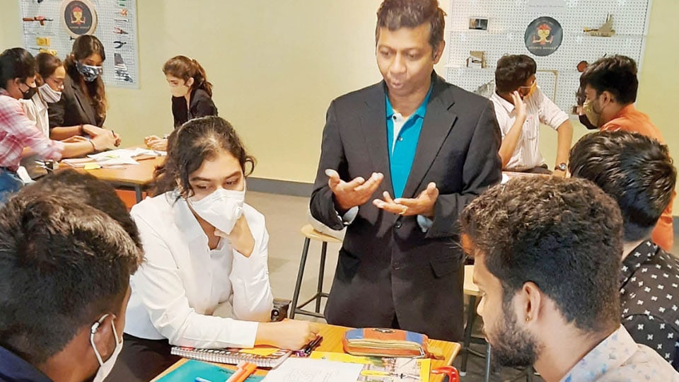 Yi conducts workshop on Design Thinking for MICA students