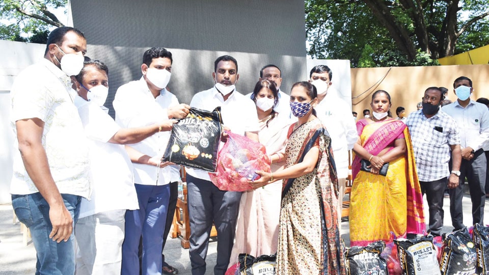 Vijayendra distributes ration kits to Mysuru Zoo staff