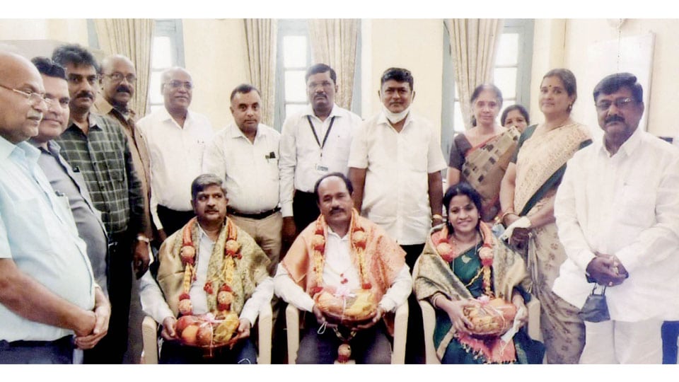 Retired Industries Department officers feted