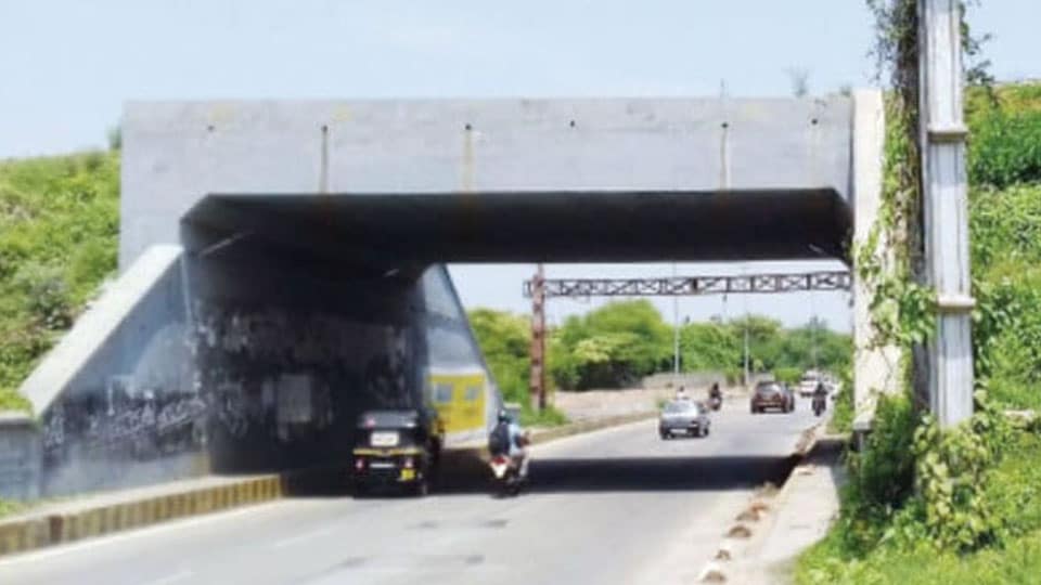 Railway under-bridge in Nanjangud needs urgent attention