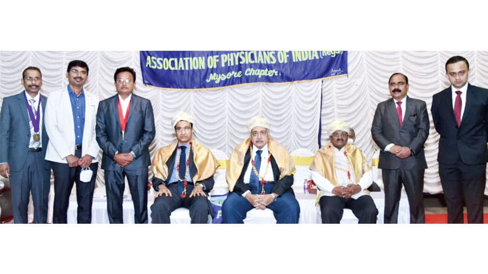 API Mysore Chapter felicitates Doctors