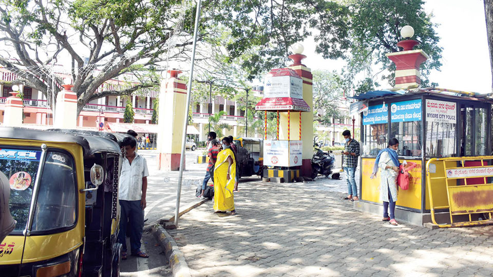 Time extended for prepaid auto stand at Rly. Station