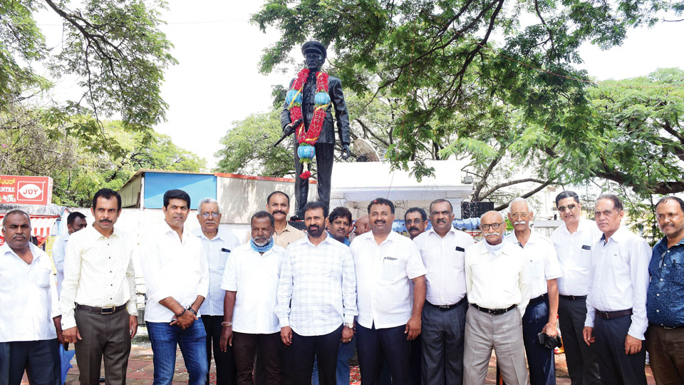 Field Marshal K.M.Cariappa’s statue installed in city