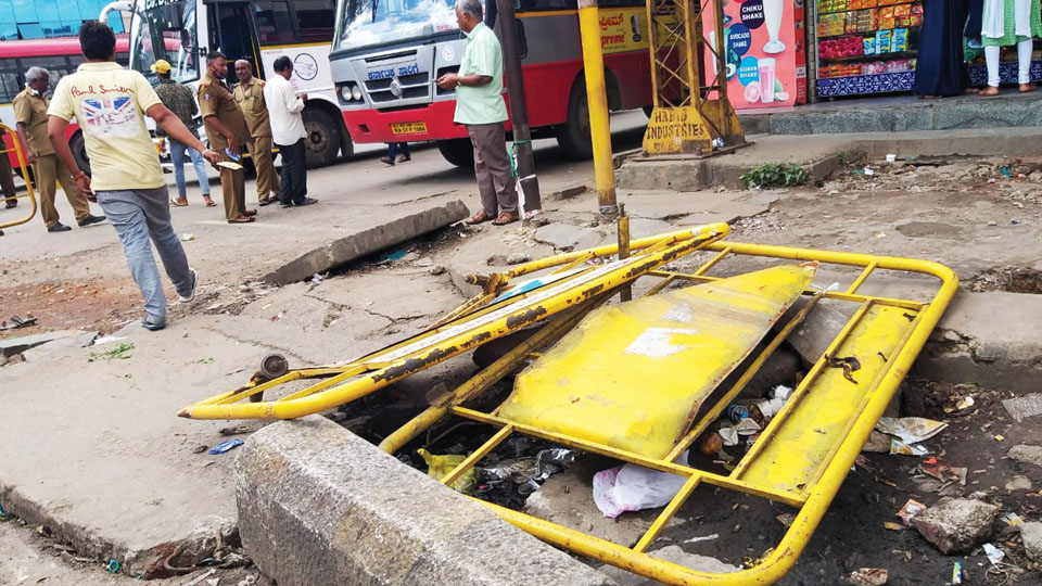Rs. 13 lakh tender called to undertake repair of damaged manholes, drains
