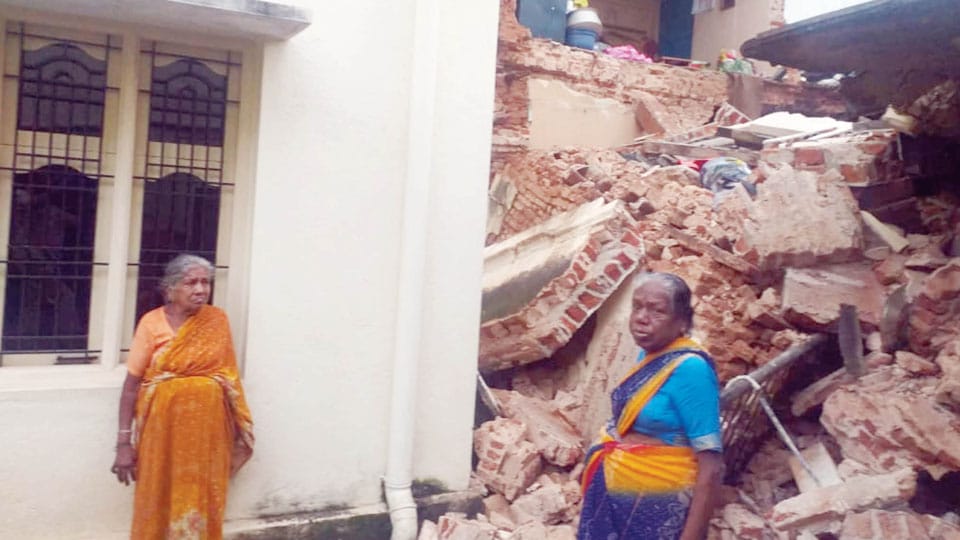 MCC’s Abhaya team rescues elderly women from collapsed house