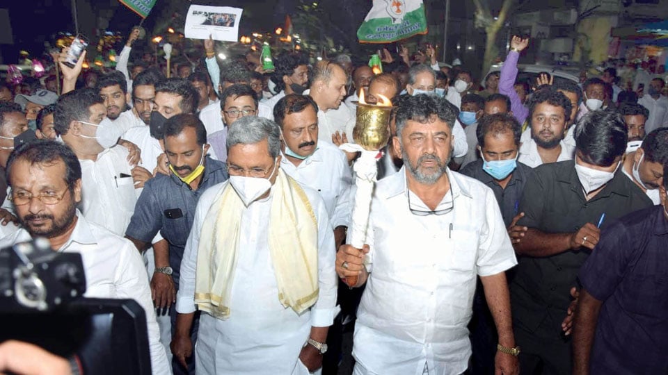 Torchlight march in protest against Priyanka Gandhi’s arrest in UP