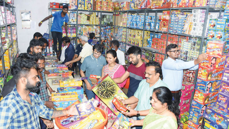 Sales dull; cracker dealers pin hopes on clear skies