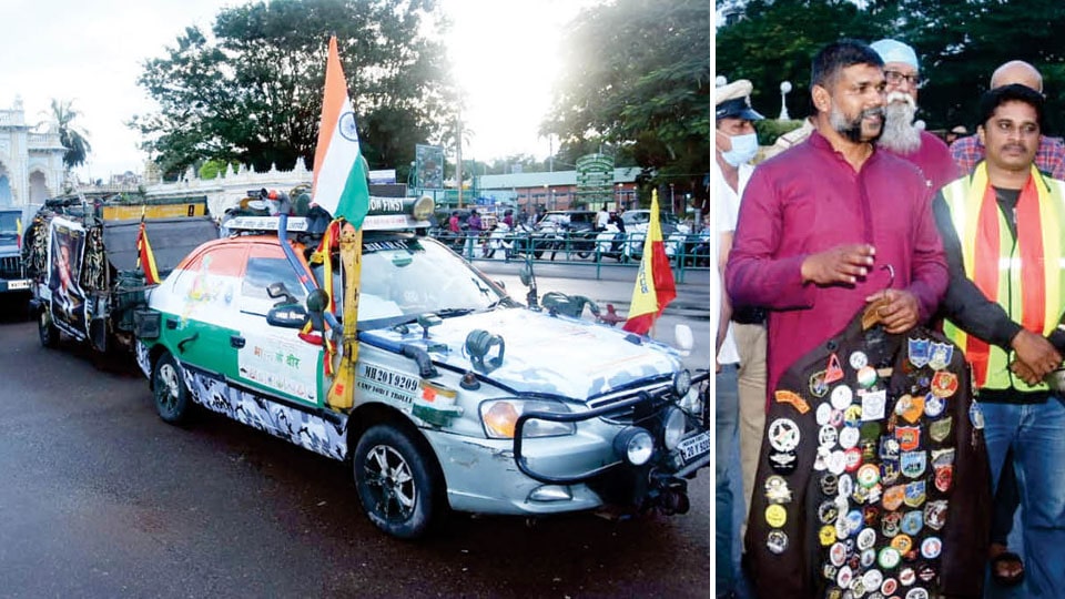 Bengaluru man undertakes a patriotic road trip