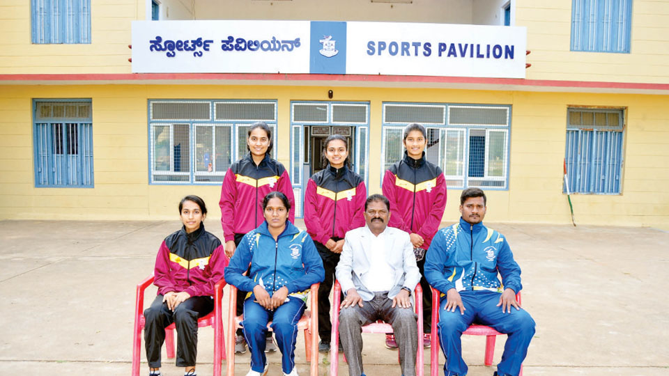 UoM team at Inter-Varsity Badminton Tournament