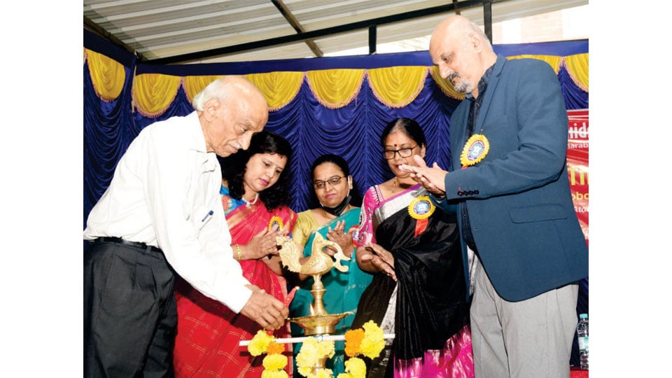 Former ISRO Chief inaugurates Atal Tinkering Lab in city school