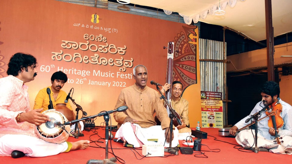 Vid. Hemmige Prashanth and team enthral music lovers at Heritage Music Fest