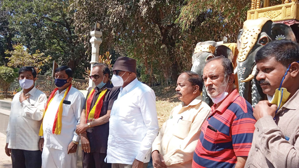 Mekedatu project implementation: Vatal Nagaraj accuses political parties of enacting drama